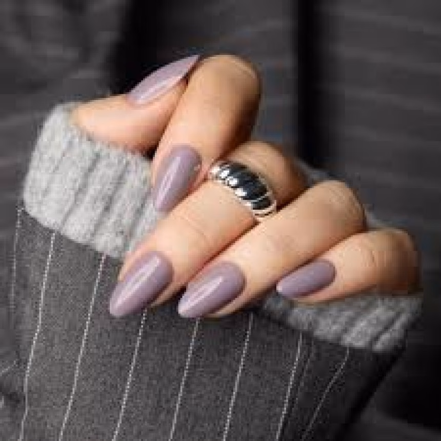 Smoky Amethyst, Pink Sheers, and Sage: The 9 Nail Color Trends Defining 2026